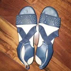 David Tate Women's Leather Navy Sandals 8N NWOT